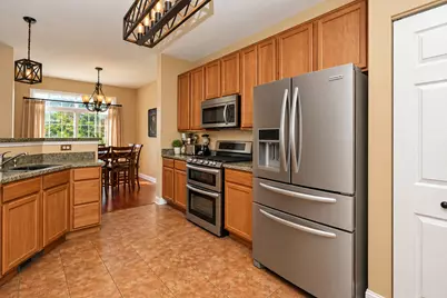 446 Bay Tree Court #446, Vernon Hills, IL 60061 - Photo 5