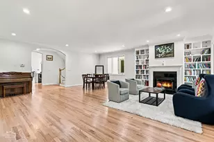 3423 N Albany Ave, Chicago, IL 60618 - Photo 3