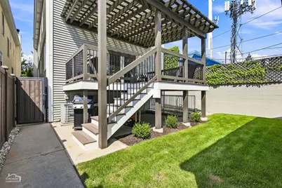 3423 N Albany Avenue, Chicago, IL 60618 - Photo 31