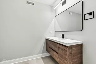 3423 N Albany Ave, Chicago, IL 60618 - Photo 63