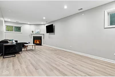 3423 N Albany Avenue, Chicago, IL 60618 - Photo 55