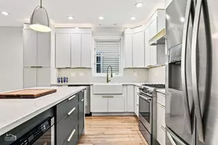 3423 N Albany Ave, Chicago, IL 60618 - Photo 15