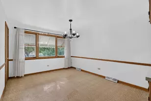7001 W 81st St, Burbank, IL 60459 - Photo 11
