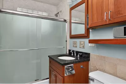 964 S 3rd Avenue, Des Plaines, IL 60016 - Photo 9