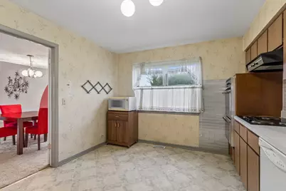 1564 White Trail, Elk Grove Village, IL 60007 - Photo 7