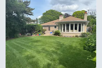 6618 N Lightfoot Avenue, Chicago, IL 60646 - Photo 7