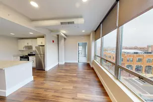40 Dupage Ct, Elgin, IL 60120 - Photo 9