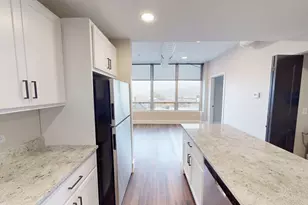 40 Dupage Ct, Elgin, IL 60120 - Photo 7