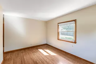 27 Pleasant Ave, Highwood, IL 60040 - Photo 17