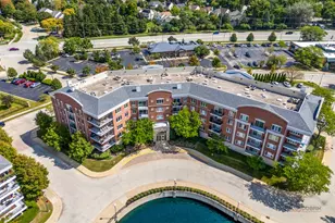 351 Town Pl Cir, Buffalo Grove, IL 60089 - Photo 33