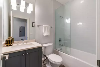 722 W Aldine Avenue #3W, Chicago, IL 60657 - Photo 17