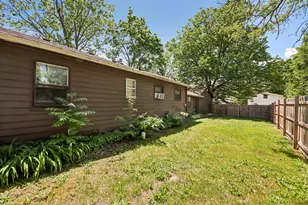1740 Joanna Ave, Zion, IL 60099 - Photo 17