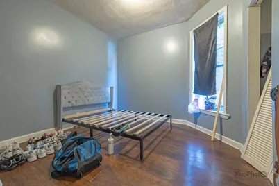 6327 S Saint Lawrence Avenue, Chicago, IL 60637 - Photo 13