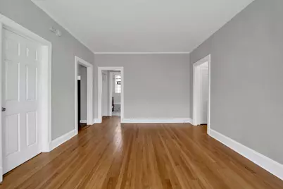 1239 W Greenleaf Avenue #3S, Chicago, IL 60626 - Photo 5