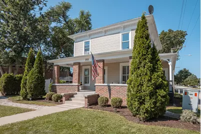 205 Main Street, Sugar Grove, IL 60554 - Photo 1