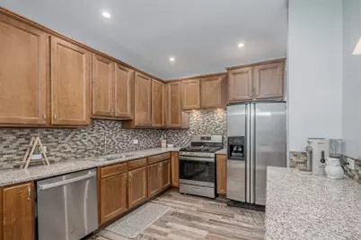 205 Main Street, Sugar Grove, IL 60554 - Photo 15