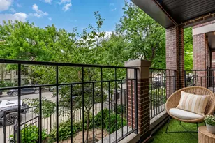 2729 N Southport Ave, Chicago, IL 60614 - Photo 25