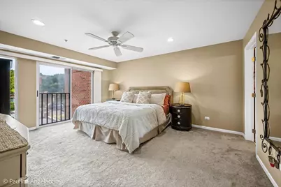 412 Kelburn Road #212, Deerfield, IL 60015 - Photo 9