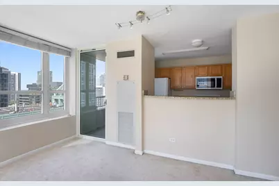 345 N Lasalle Boulevard #2608, Chicago, IL 60610 - Photo 3