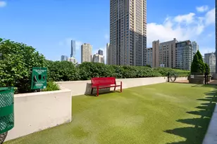 345 N Lasalle Blvd, Chicago, IL 60610 - Photo 17