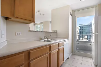 345 N Lasalle Boulevard #2608, Chicago, IL 60610 - Photo 5