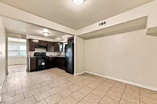 11635 S Laflin St, Chicago, IL 60643 - Photo 3