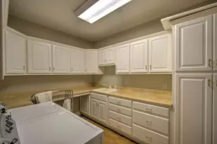 4180 S Lake Ct, Decatur, IL 62521 - Photo 37