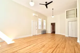 1318 W Erie St, Chicago, IL 60642 - Photo 3