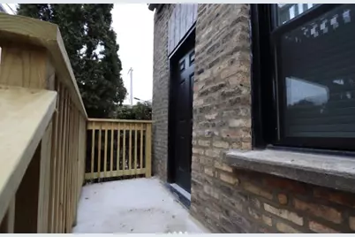 1318 W Erie Street #1W, Chicago, IL 60642 - Photo 13