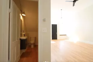 1318 W Erie St, Chicago, IL 60642 - Photo 5