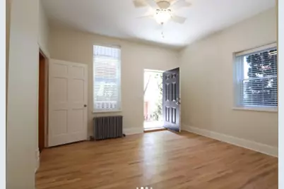 1318 W Erie Street #1W, Chicago, IL 60642 - Photo 9