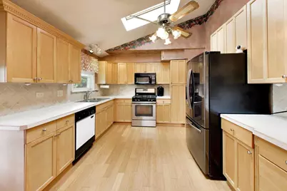 2805 Kincaid Drive, Woodridge, IL 60517 - Photo 9