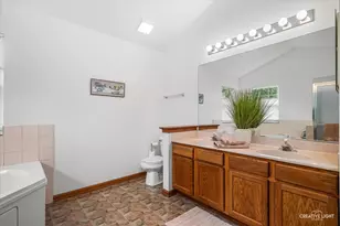 351 Whitewater Ln, Oswego, IL 60543 - Photo 17