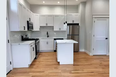4119 W Montrose Avenue #1, Chicago, IL 60641 - Photo 1