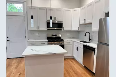 4119 W Montrose Avenue #1, Chicago, IL 60641 - Photo 3