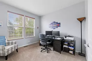 3109 Erika Ln, Carpentersville, IL 60110 - Photo 11