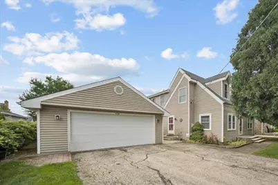 2158 Elmira Avenue, Des Plaines, IL 60018 - Photo 25