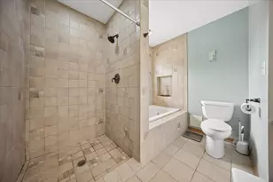 2158 Elmira Ave, Des Plaines, IL 60018 - Photo 11