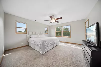 2158 Elmira Avenue, Des Plaines, IL 60018 - Photo 13
