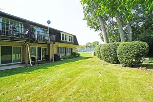 1101 Pleasant Run Dr, Wheeling, IL 60090 - Photo 19