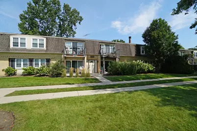 1101 Pleasant Run Drive #1014, Wheeling, IL 60090 - Photo 1