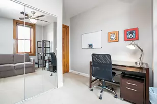 550 W Surf St, Chicago, IL 60657 - Photo 15