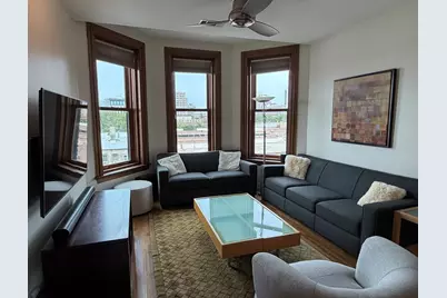 550 W Surf Street #512, Chicago, IL 60657 - Photo 3