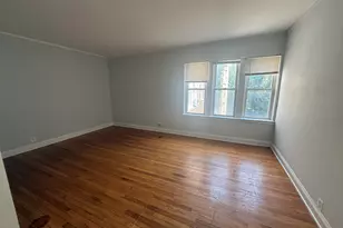 7346 N Damen Ave, Chicago, IL 60645 - Photo 3