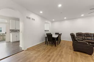 2641 N Greenwood Ave, Arlington Heights, IL 60004 - Photo 9