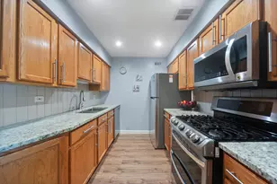 1617 N Windsor Dr, Arlington Heights, IL 60004 - Photo 7