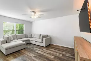101 Boathouse Rd, Pingree Grove, IL 60140 - Photo 15