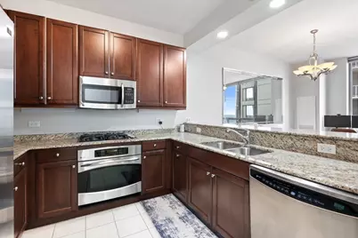 600 N Lake Shore Drive #1110, Chicago, IL 60611 - Photo 3