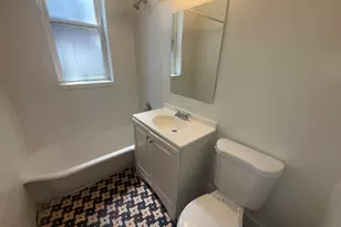 2000 W Jarvis Ave, Chicago, IL 60645 - Photo 13