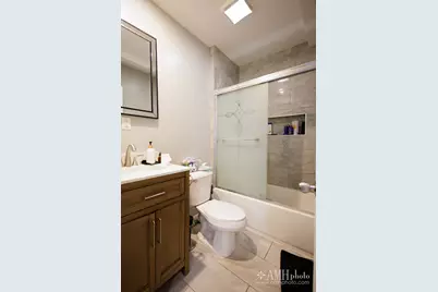327 E Indiana Street, Momence, IL 60954 - Photo 25
